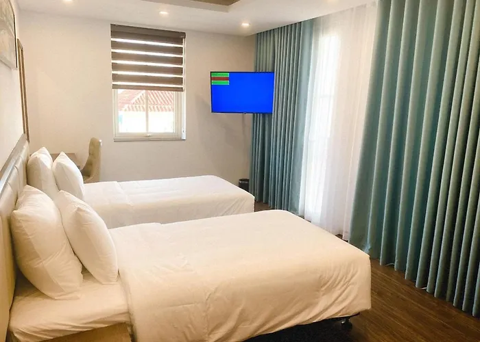 Hotel Indotel Halong 3*